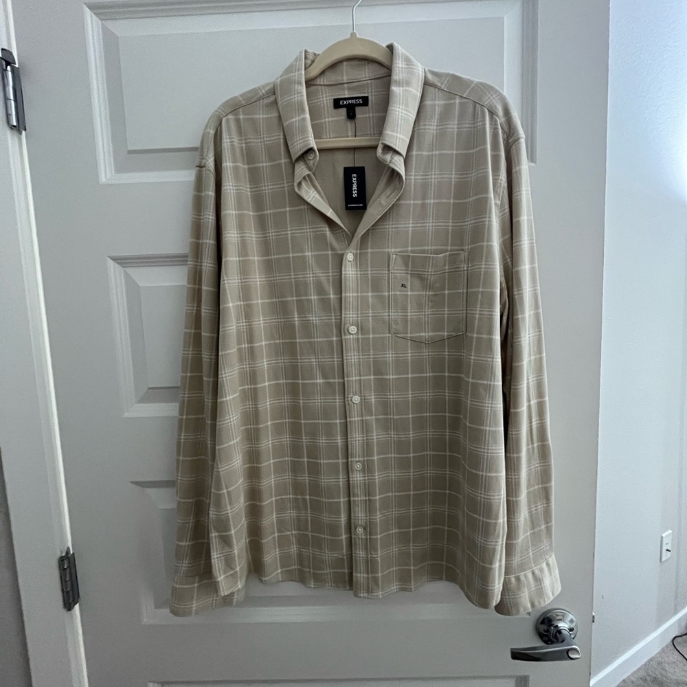 Flannel pattern shirt